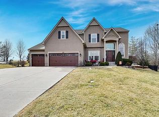 13224 Windsor St, Leawood, KS 66209