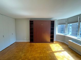 500 W 43rd St APT 24D, New York, NY 10036