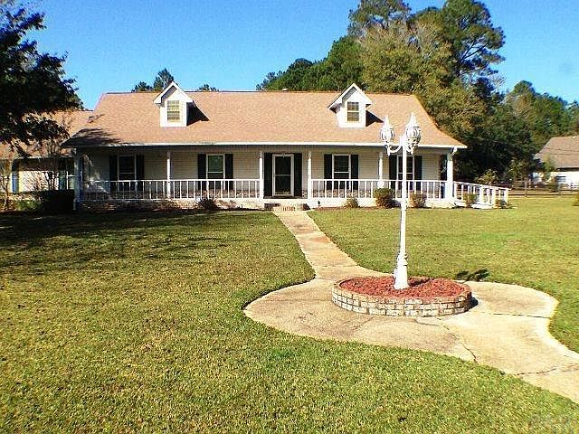 1st image of 3229 Creekwood Dr
