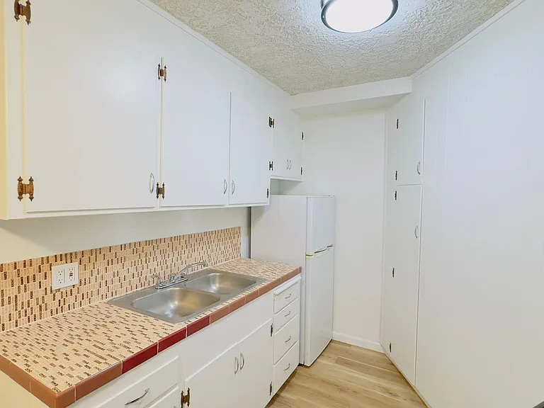 2580 E Tahquitz Canyon Way — Photo 8