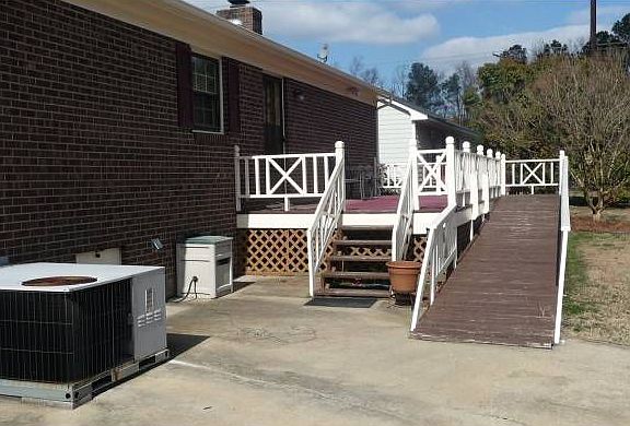 Patio, Deck area