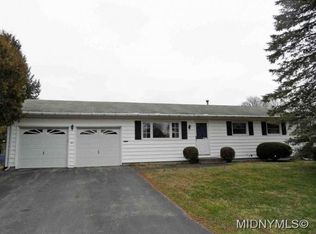 2 Shelly Pl, Utica, NY 13502