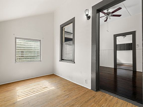 4th image of 1665 28th Ave N APT W