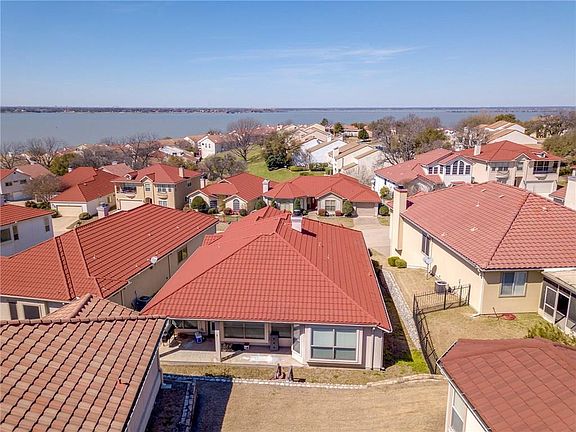 3rd image of 1899 Pontchartrain Dr