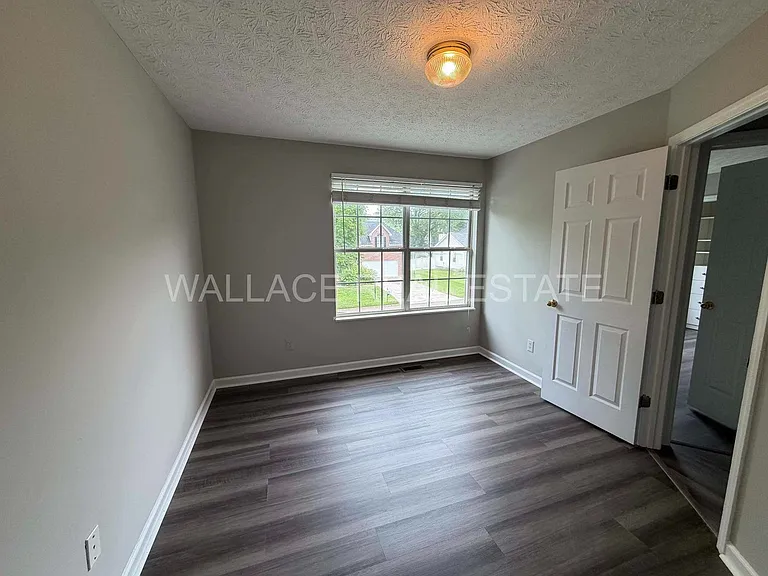 6919 Yellow Oak Ln — Photo 13