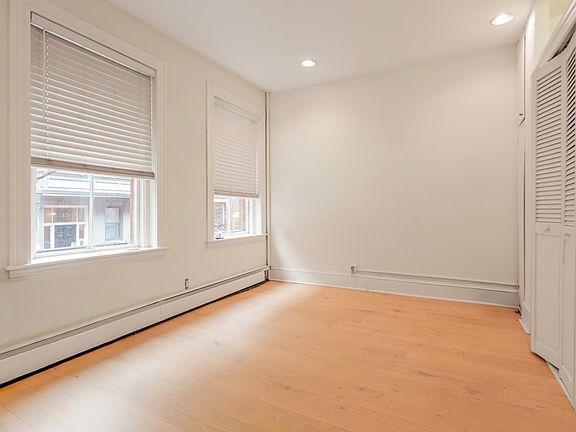 4th image of 392 E 8th St #T3