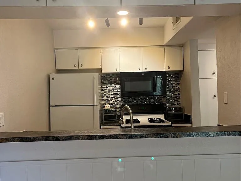 7801 Shoal Creek Blvd #244 — Photo 5