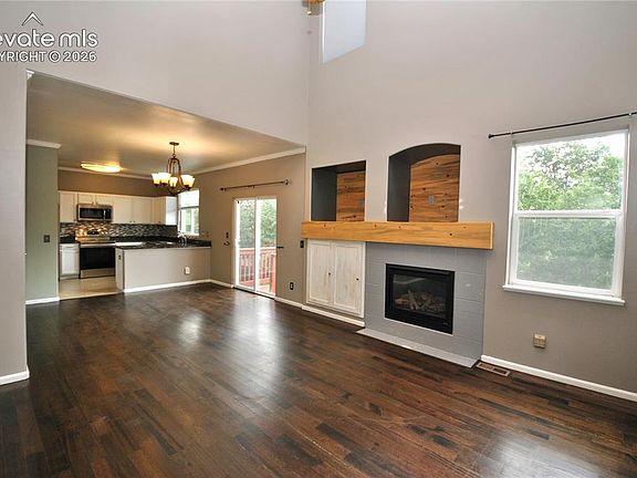 3rd image of 7160 Mount Higgins Hts