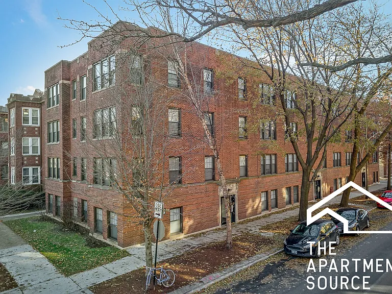 1953 W Winnemac Ave #1 — Photo 12
