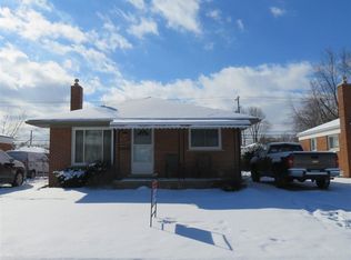 23134 Deziel St, Saint Clair Shores, MI 48082