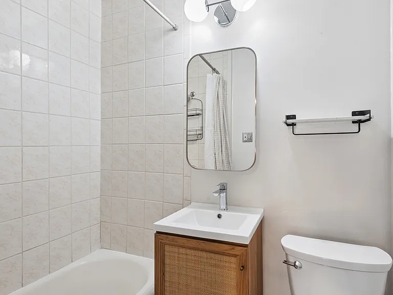 512 Jackson St — Photo 18