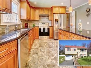 29 Bond St, Wethersfield, CT 06109