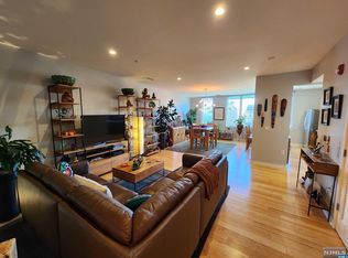 478-480 Washington St #203, Newark, NJ 07102