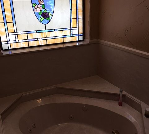 5th image of 4 Pine Manor Cir