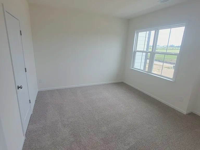 5841 Waterfall Pl — Photo 12