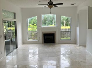 12122 Cedar Trace Dr S, Jacksonville, FL 32246