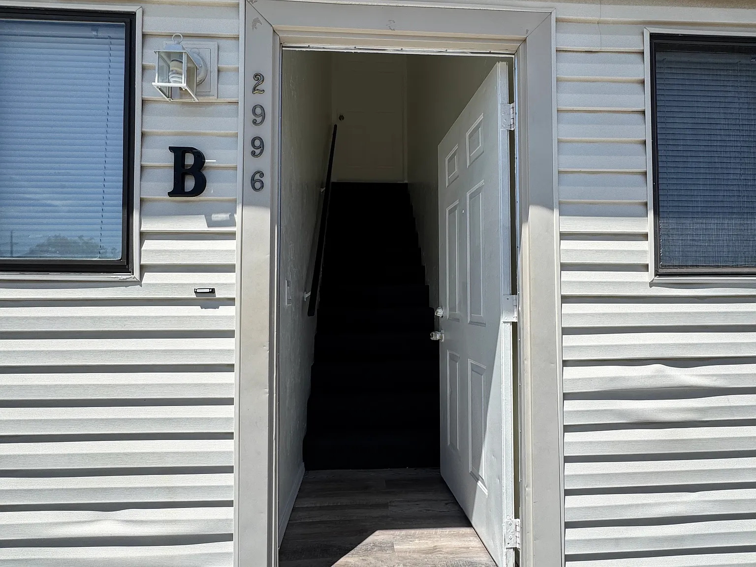 2996 North Truwood Drive - B — Photo 2
