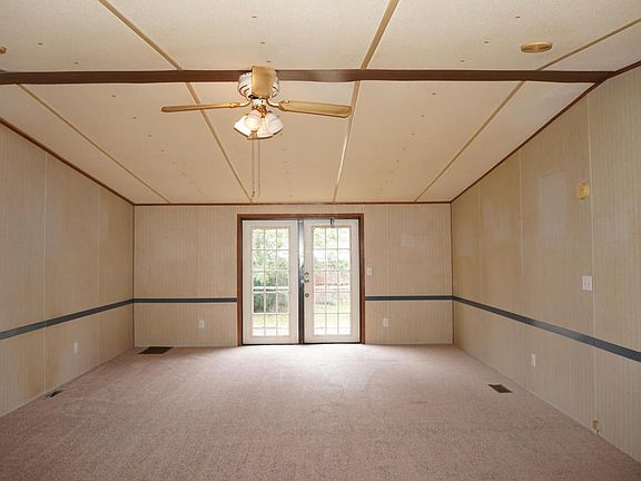 2nd image of 715 Birdie Dr