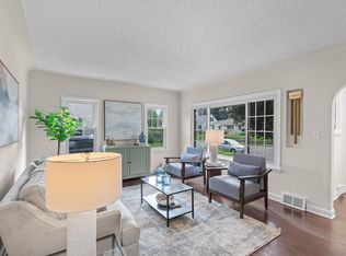 352 12th Ave N, South Saint Paul, MN 55075