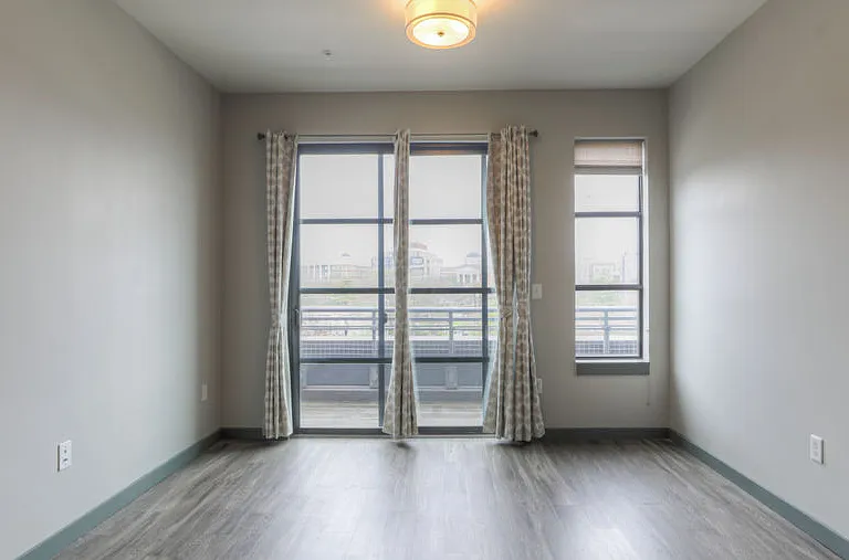 1900 12th Ave S #402 — Photo 7