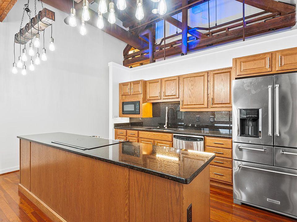 1st image of 275 E Stuart Ave #6