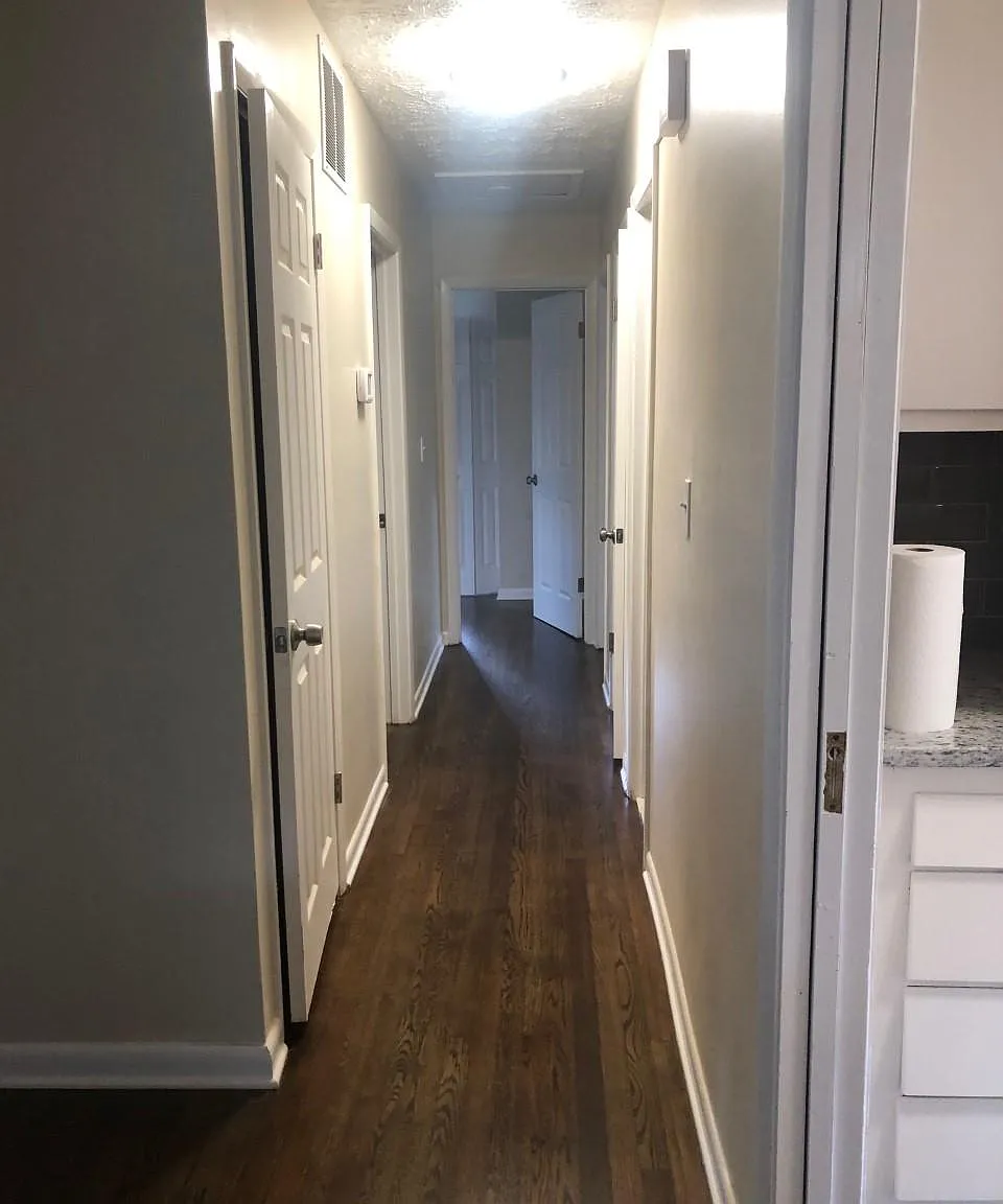5 bed, 3100 sqft, $3,200 — Photo 4