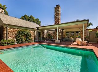 1105 Tedford Way, Nichols Hills, OK 73116
