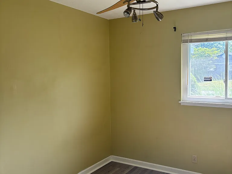 1318 Ranchland Dr — Photo 16