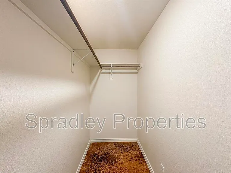 1004A Kerr Ct — Photo 11