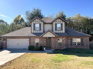 3836 Williams Cv, Springdale, AR 72764