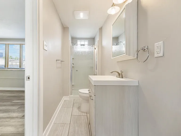 1811 Harcum Way — Photo 18