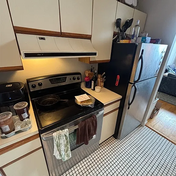 350 W 4th St #408 — Photo 13