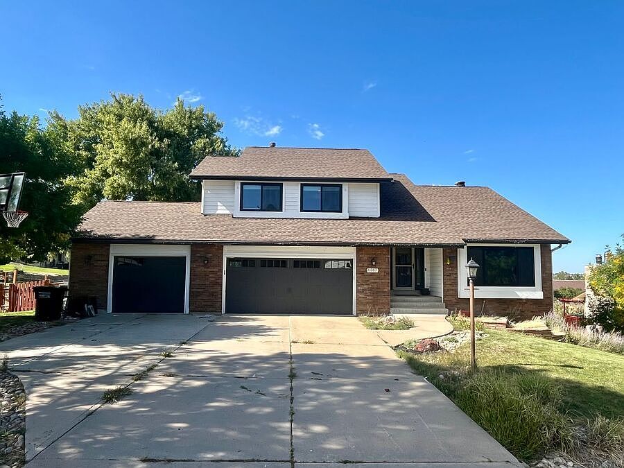 1st image of 6367 Arapahoe Ct