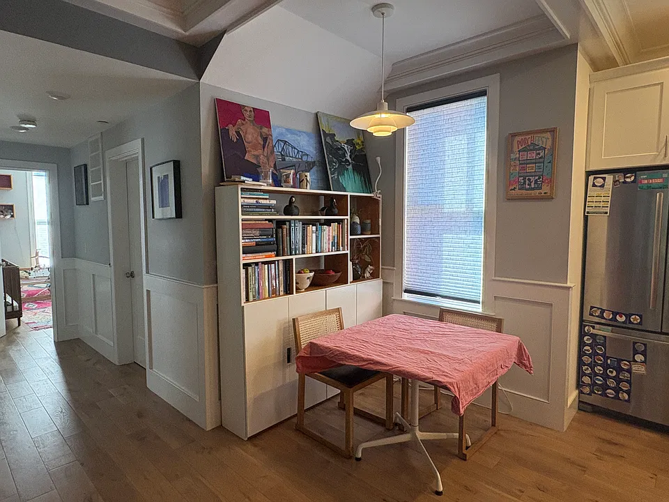 42 Bow St #4