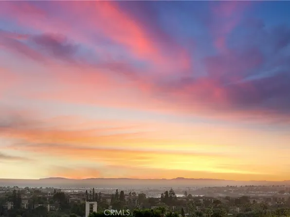 17 Crooked Stick Dr, Newport Beach, CA 92660