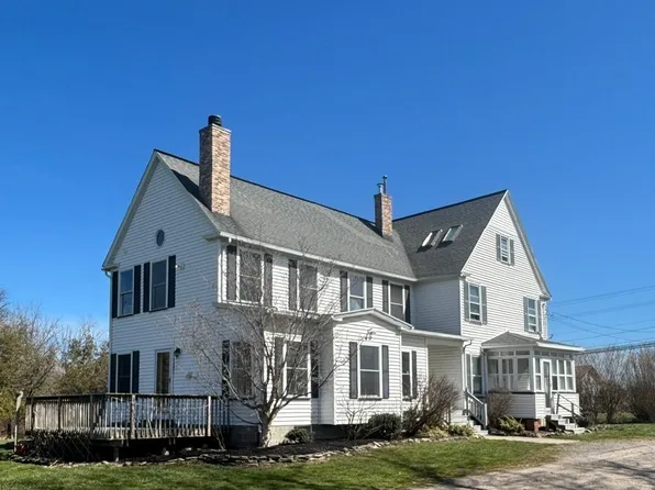 753 Manitou Rd, Hilton, NY 14468