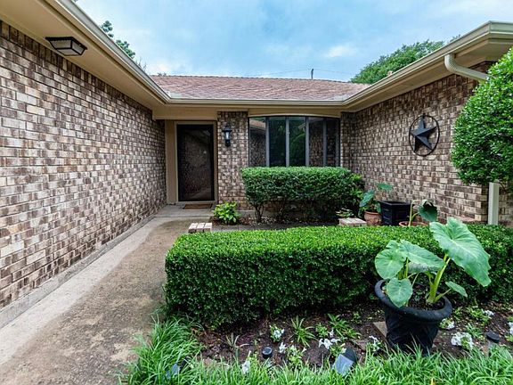 3rd image of 5808 Melstone Dr