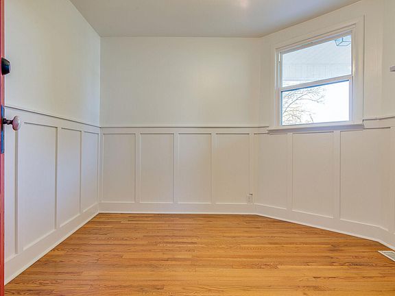 Office or small 4th bedroom
