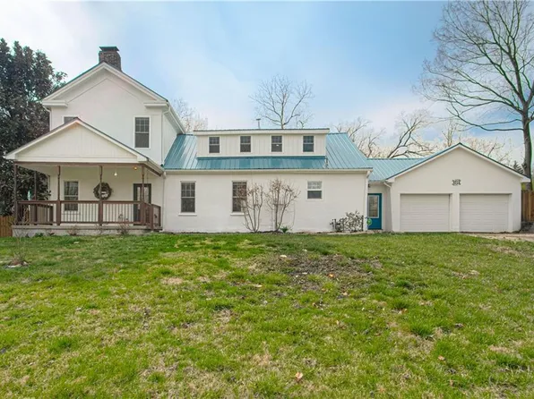 4014 N Kansas Ave, Kansas City, MO 64117