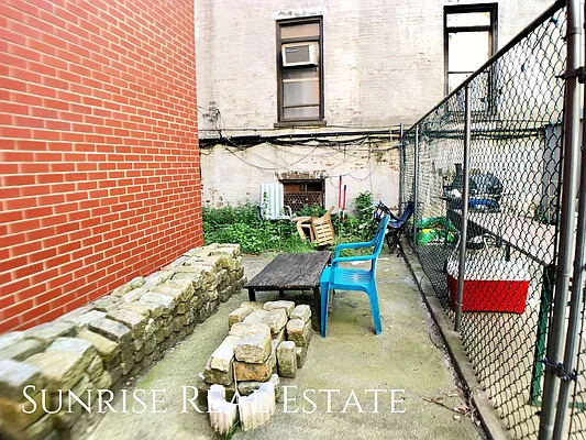 Rented by Sunrise Real Estate | media 75