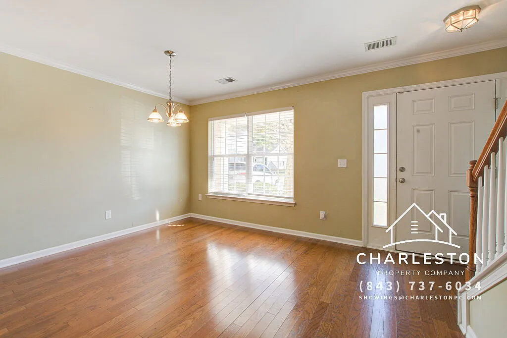 2 bed, 2.5 bath, 1306 sqft, $1,750 — Photo 3
