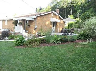 9976 McClellan St, North Huntingdon, PA 15642