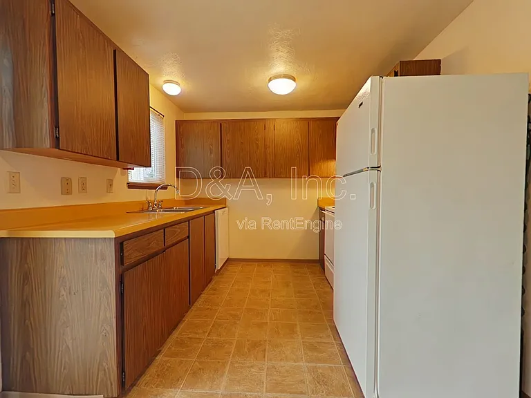 2563 SW Pickford St #A — Photo 3