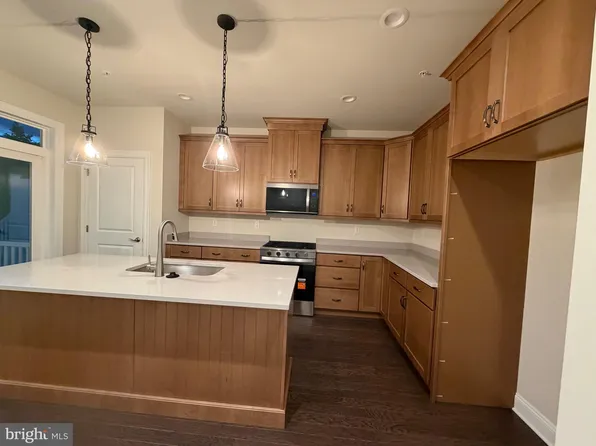 433 Reagans Ln, Chalfont, PA 18914