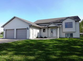 2502 Little Sweden SE, Alexandria, MN 56308