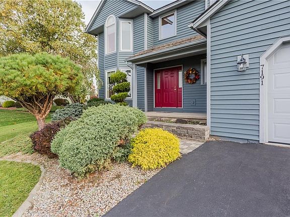 3rd image of 7191 Opal Dr