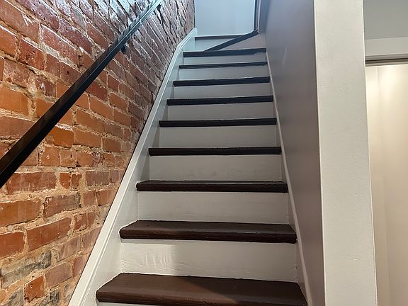 3rd image of 4923 Florence Ave Floor 3