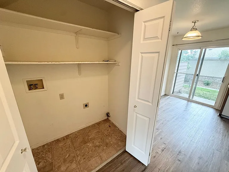 4848 Basswood Dr — Photo 6