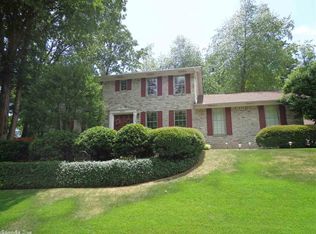 3 Huntington Rd, Little Rock, AR 72227