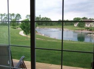 525 Bluebill Ln APT 5, Sheboygan Falls, WI 53085